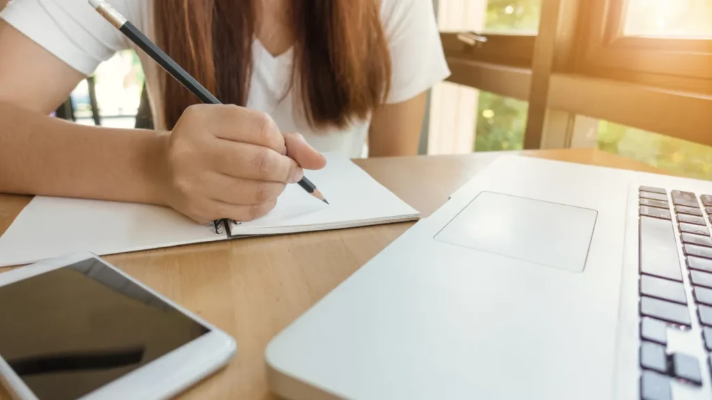Como ter um diploma de medicina: 7 passos essenciais que mudaram minha vida